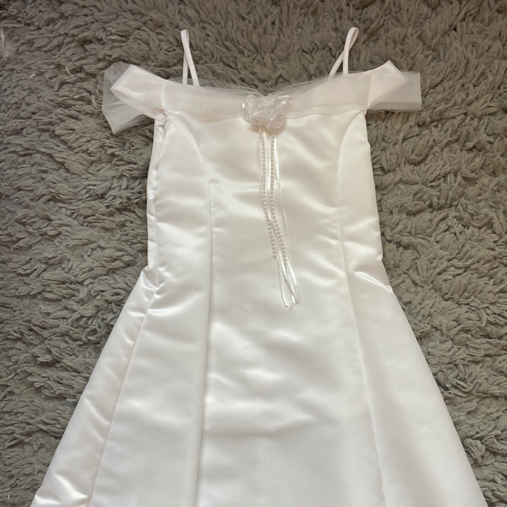 Off the shoulder White Formal Girl’s Dress